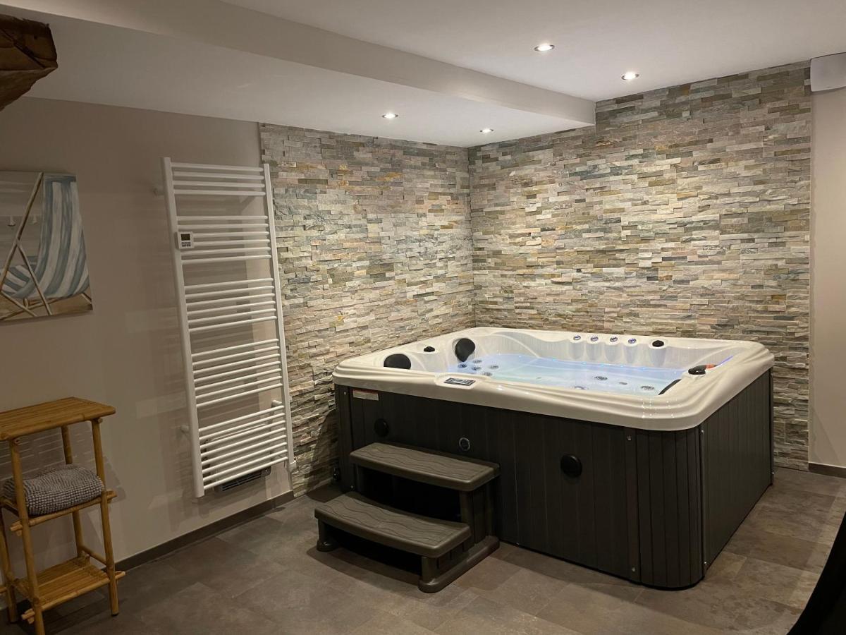Chambres D Hotes Avec Piscine Et Spa La Foliere Saumur Villebernier Exteriör bild