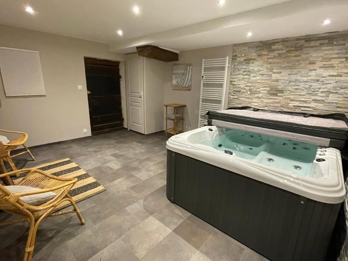 Chambres D Hotes Avec Piscine Et Spa La Foliere Saumur Villebernier Exteriör bild