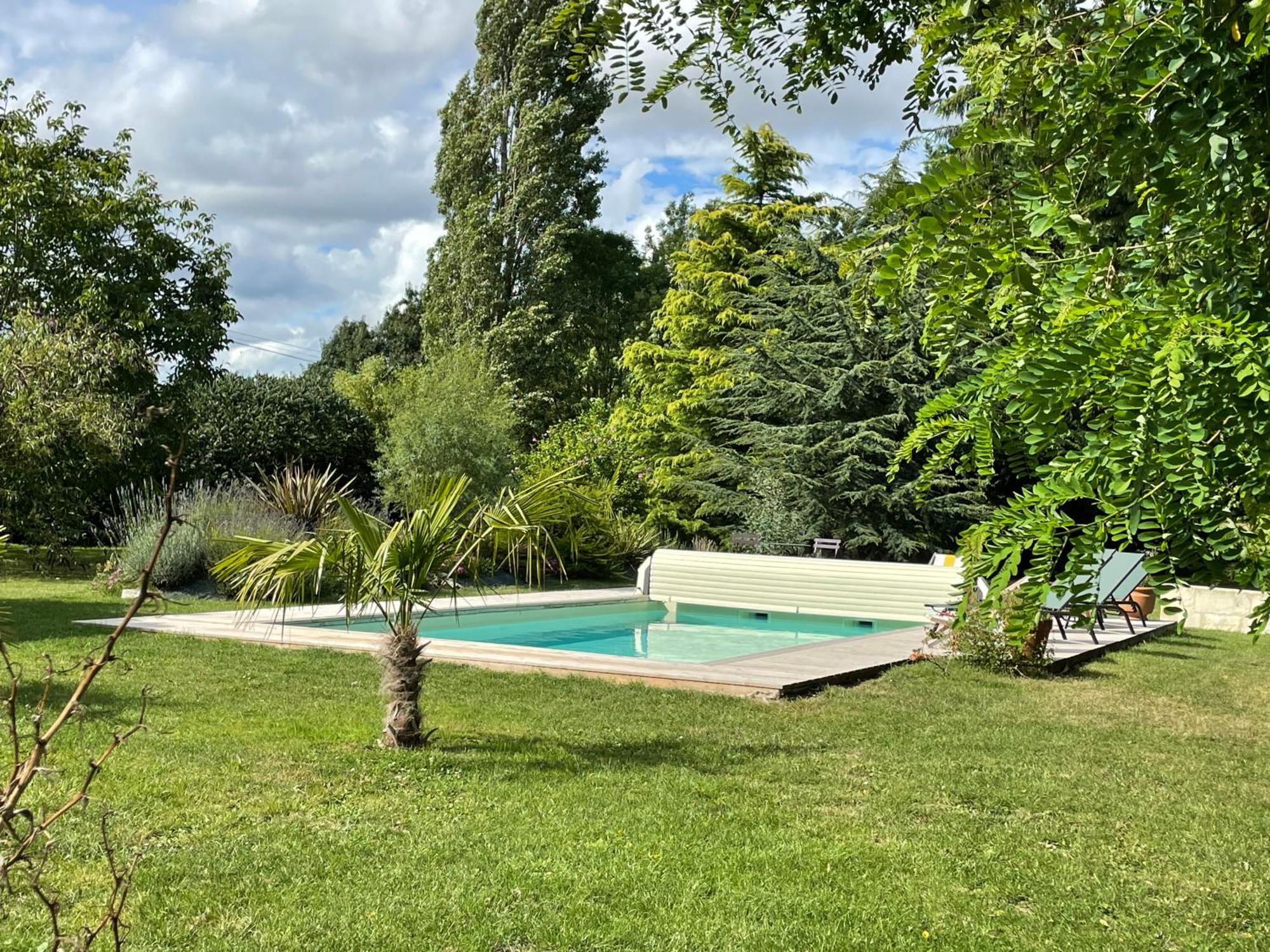 Chambres D Hotes Avec Piscine Et Spa La Foliere Saumur Villebernier Exteriör bild